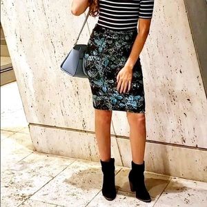 EUC Black with blue roses Cassie Pencil Skirt
